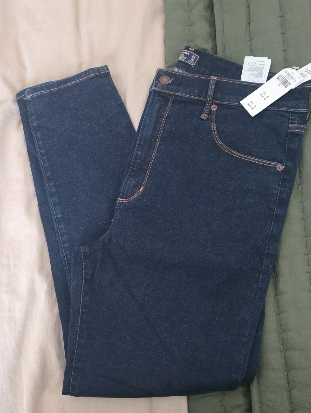 Abercrombie & Fitch High-Rise Dark Blue Women's Jeans